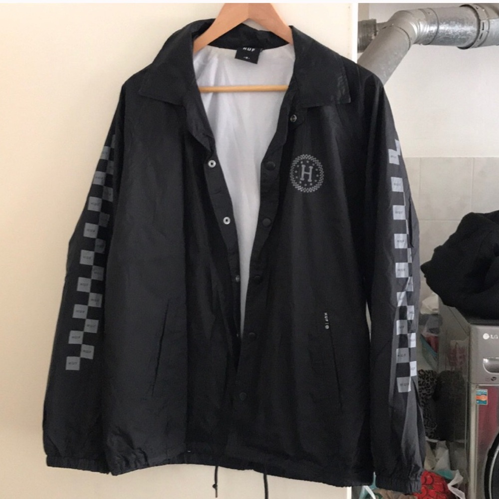 OFFICIAL HUF WINDBREAKER